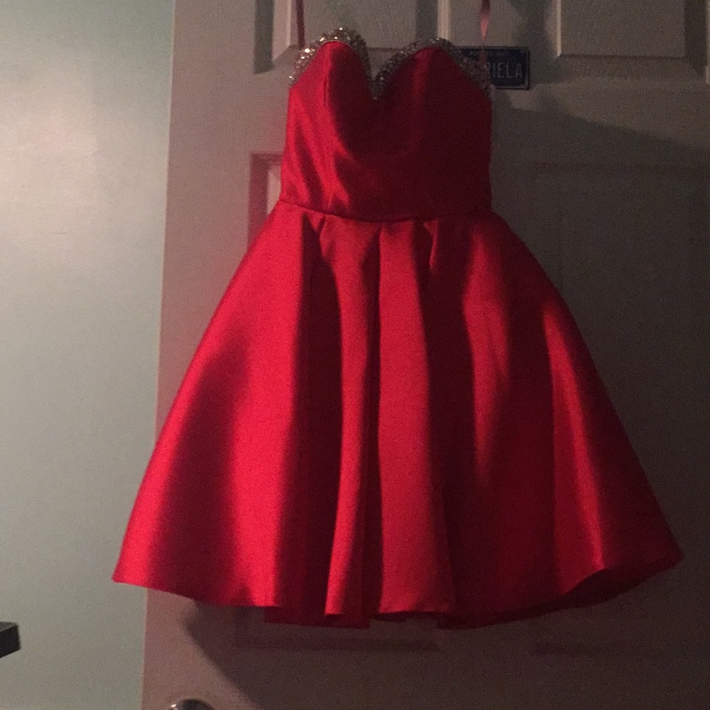 Red Sweetheart A-line Short Prom dress